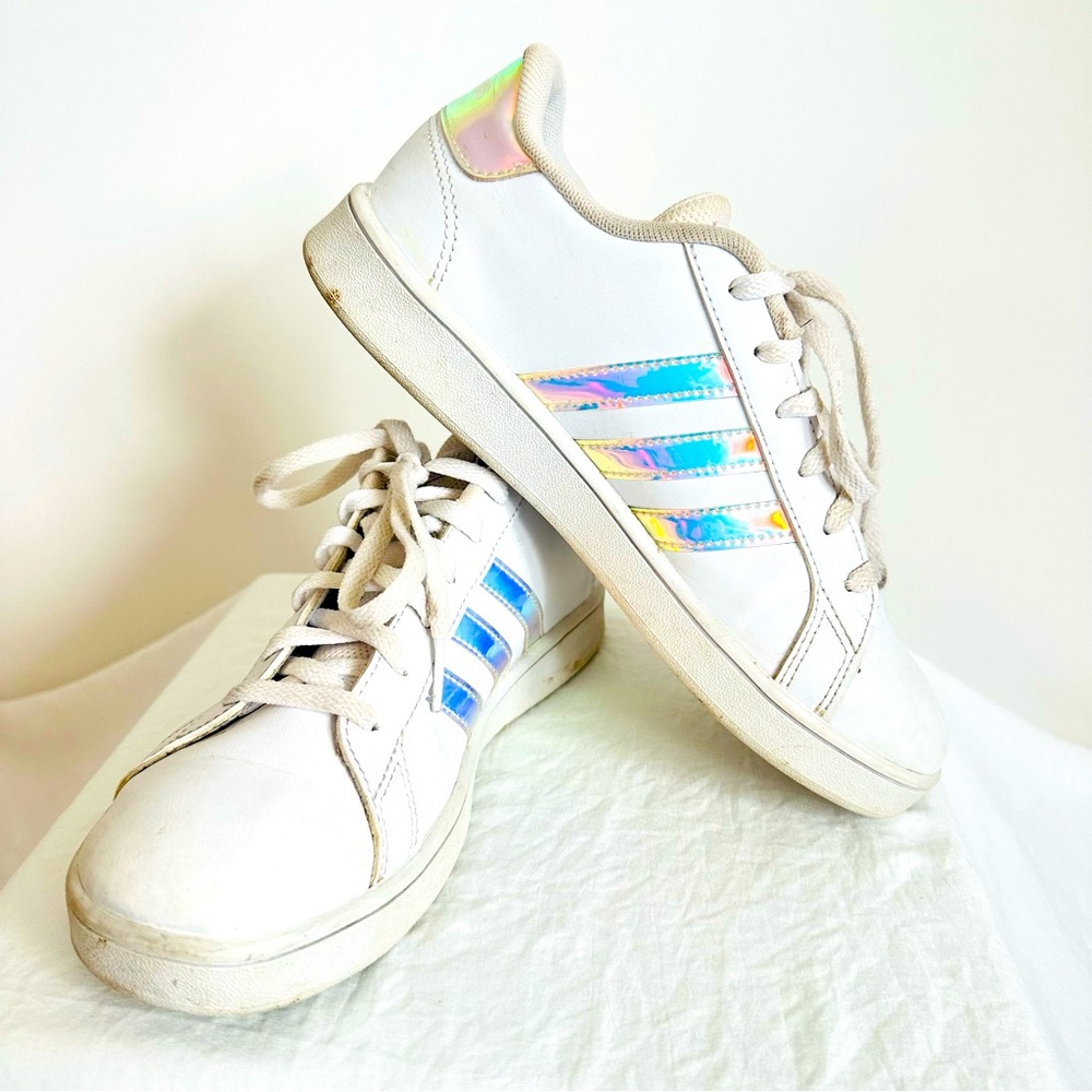 Adidas girls shoes size 5